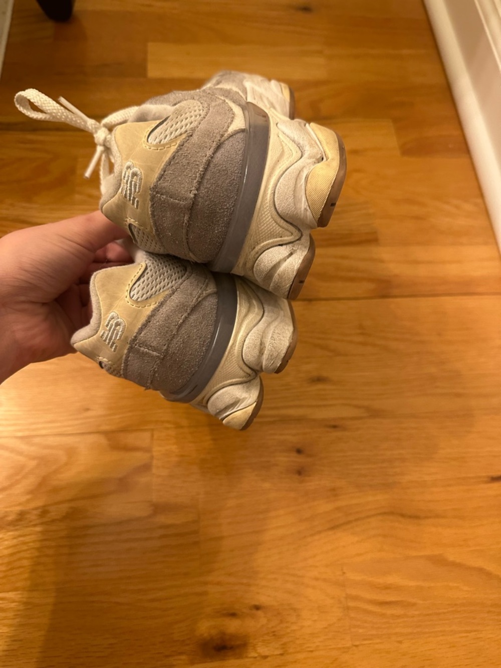 New Balance Gray and White Men's Sneakers - Picture 3 of 6